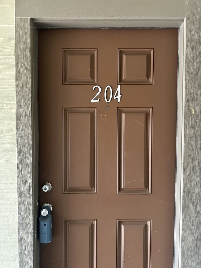 Photo - 1820 Jacquelyn Dr Unit 204