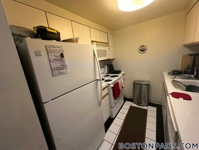 1933 Commonwealth Ave Unit 505