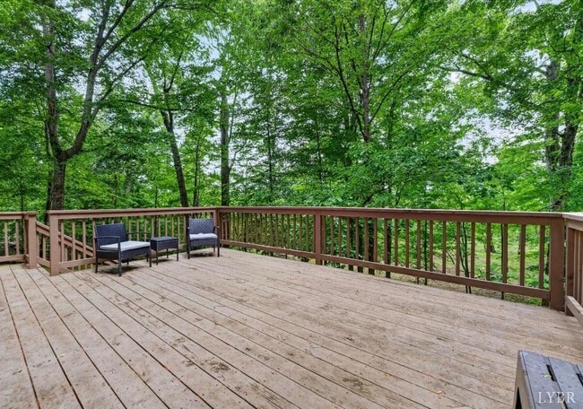 275 Fox Hill Rd