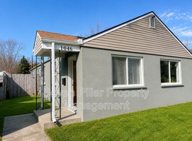 Photo - 1048 Republic Ave