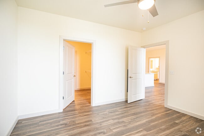 The Monument- 2BR, 2BA