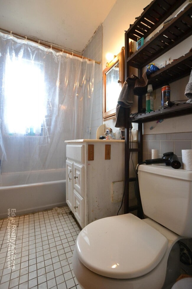 Photo - 22 Wadsworth St Unidad 2