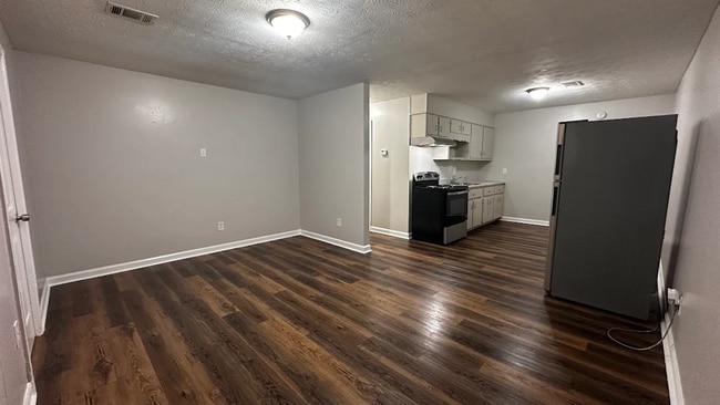 Photo - 2706 George St NW Unidad B