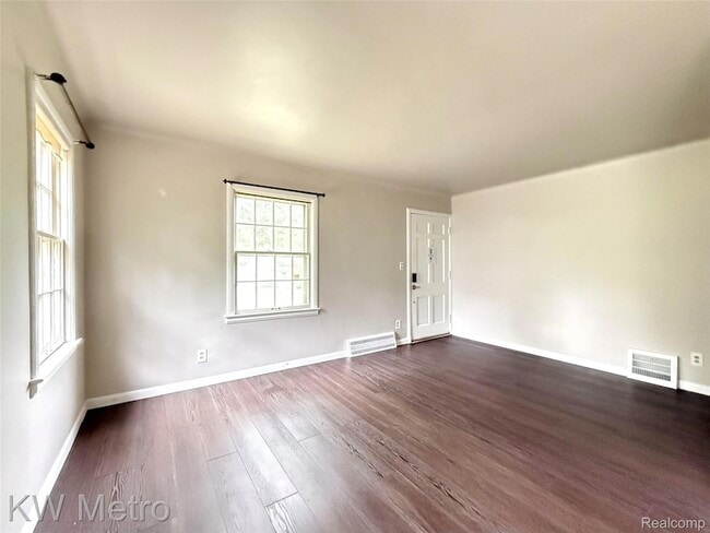 Photo - 1305 Collegewood St