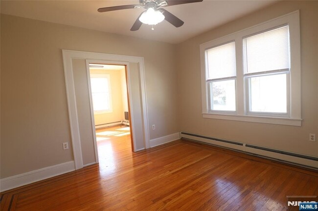 Photo - 549 2nd Unidad 3