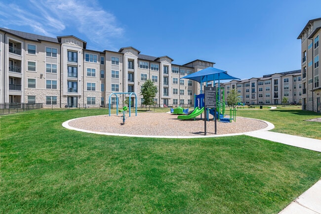 Photo - Auro Crossing