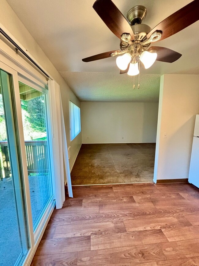 Photo - 3950 SW 102nd Ave Unit 102