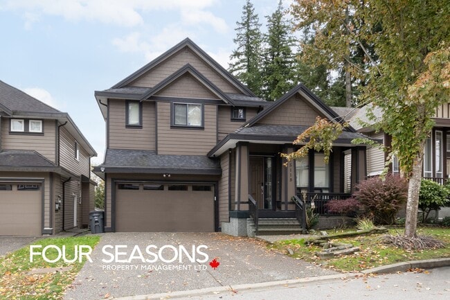 Building Photo - 15118-1558A 58A Ave.