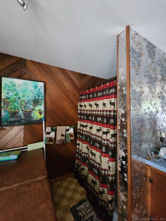 Photo - 192 Laurel Hill Dr