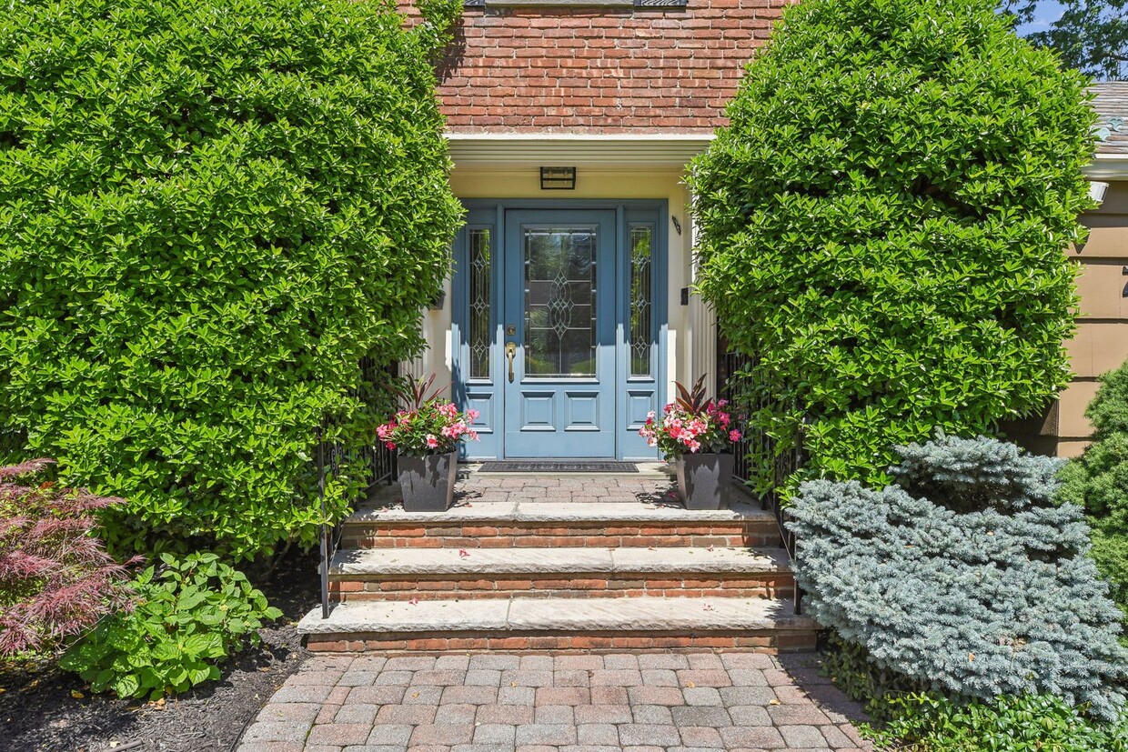 Photo - 71 Whiteoak Dr (South Orange Village, NJ)