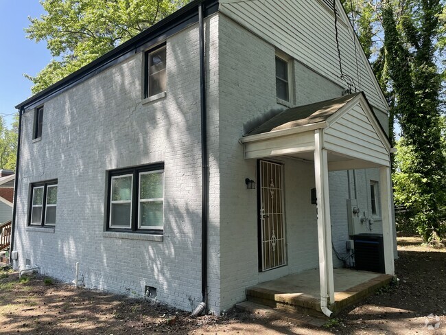 Building Photo - 207 Colleton Rd Rental