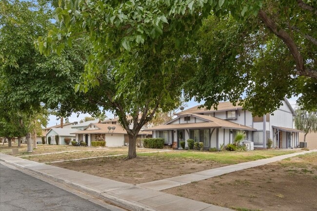 Photo - 1417 Elizabeth Ave