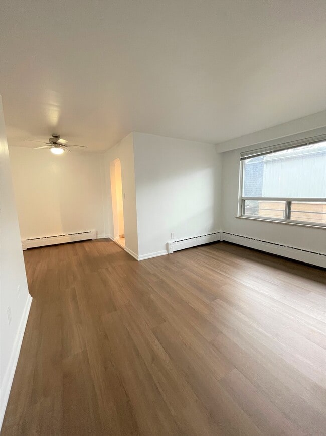 Photo - 67 Lake Shore Dr