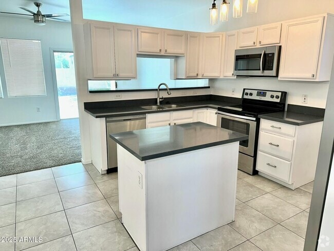 Building Photo - 1210 S 121st Dr Rental