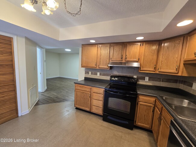 Photo - 6418 Venango Dr Unit 4
