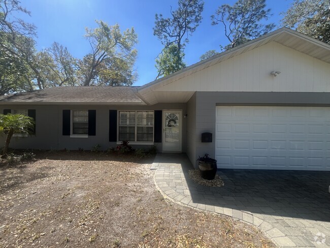 Building Photo - 11 Brookside Cir Rental