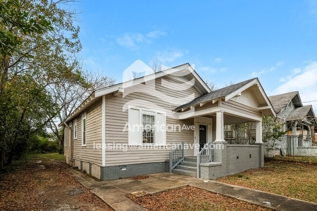 Photo - 2703 Peabody Ave