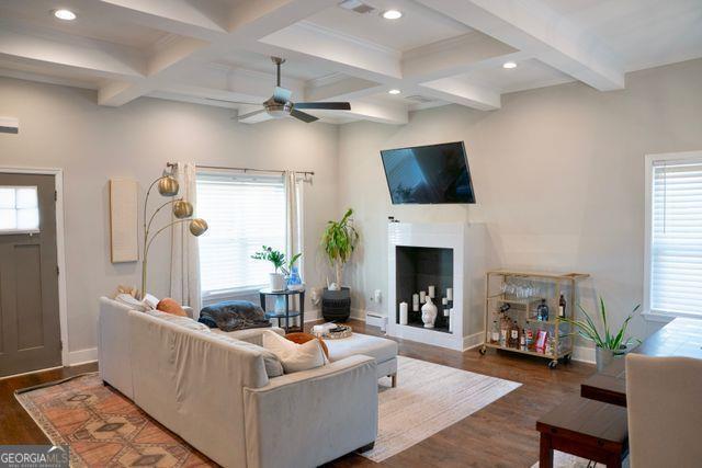 Photo - 1005 Birch St SW