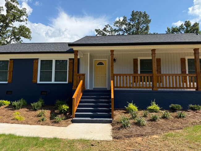 Building Photo - 725 Brookside Dr Rental