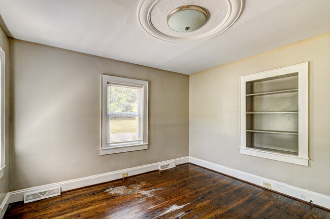 Photo - 1006 Delview Rd