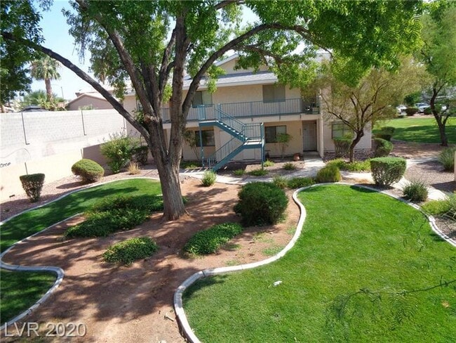 Photo - 2807 Tulip Ct