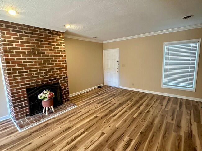 Photo - 107 Arcadia Ln Unit C