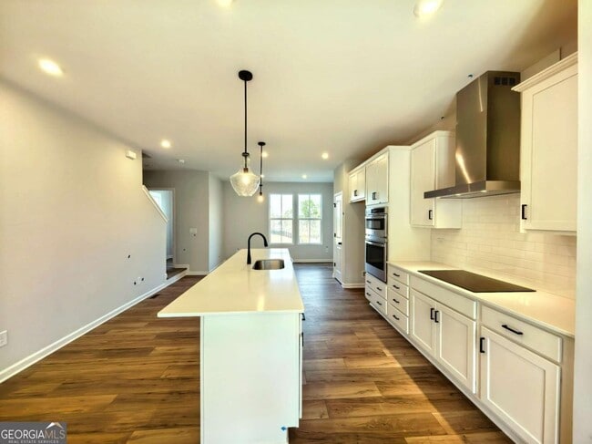 Photo - 2865 Beacon Cove