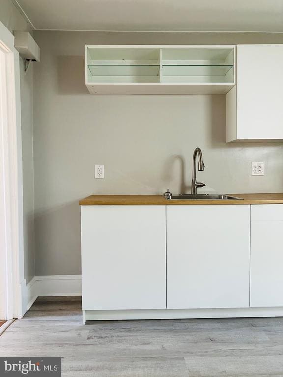 Photo - 20 W Clifford St