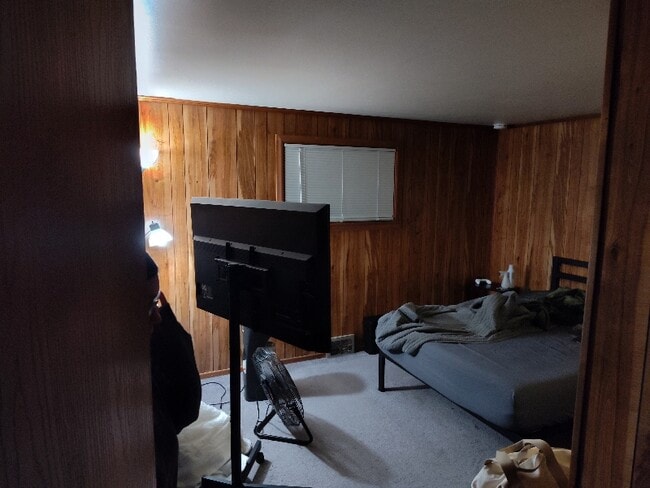 Photo - 301 Barr Elms Ave Unit 9