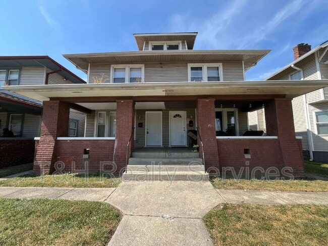 Building Photo - 2950 Ruckle St Rental