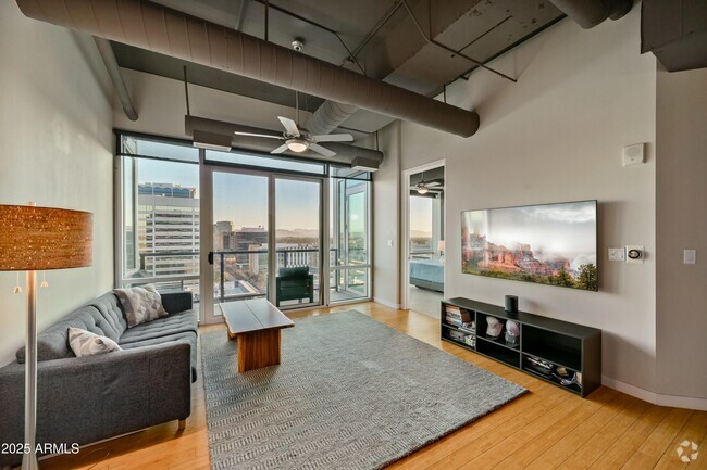 Building Photo - 1 E Lexington Ave Unit 1211 Rental