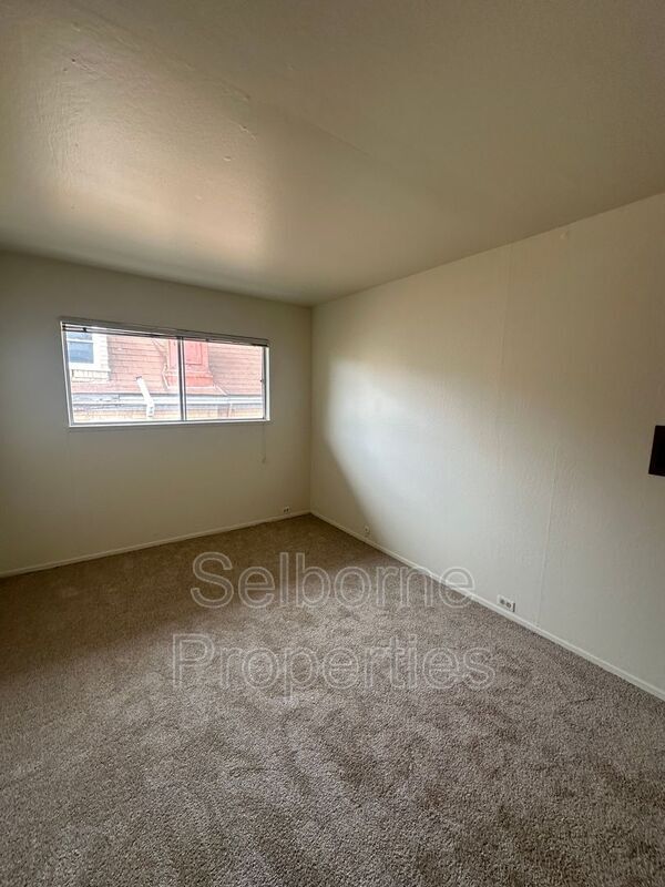 Photo - 356 Jayne Ave