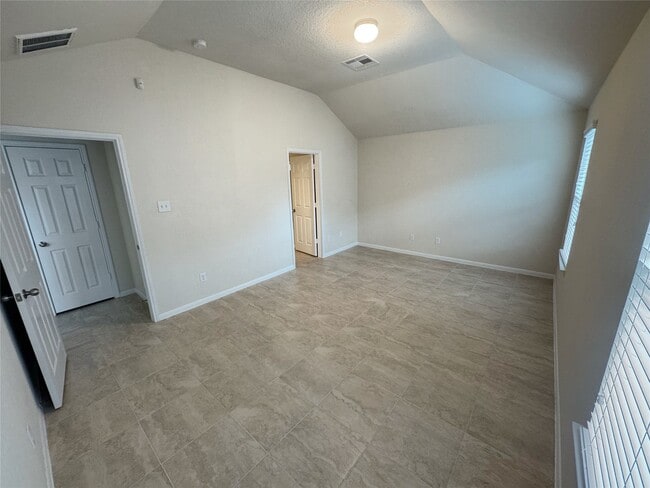 Photo - 18323 Spruce Tree Line Trl