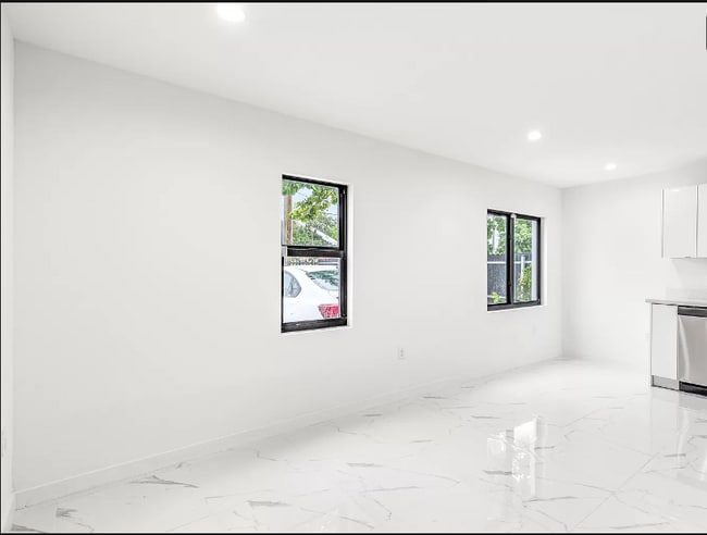 Photo - 1827 NW 68th St