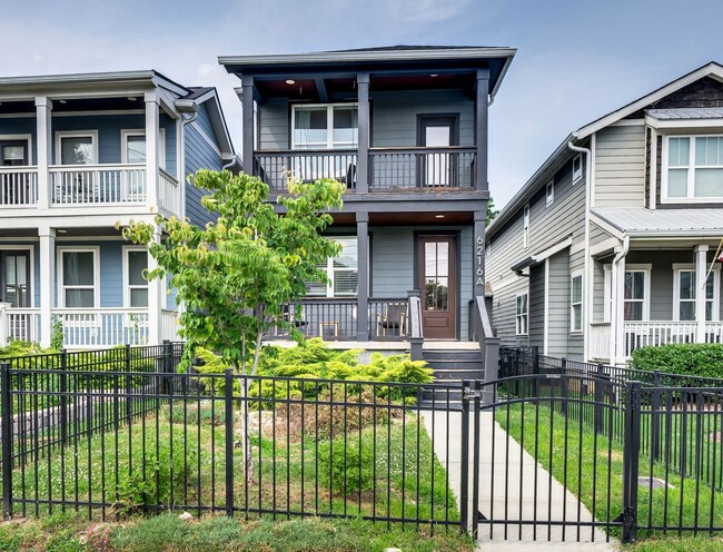 Stunning 3BE/3BA in one of Nashville's hot... - Stunning 3BE/3BA in one of Nashville's hot... House