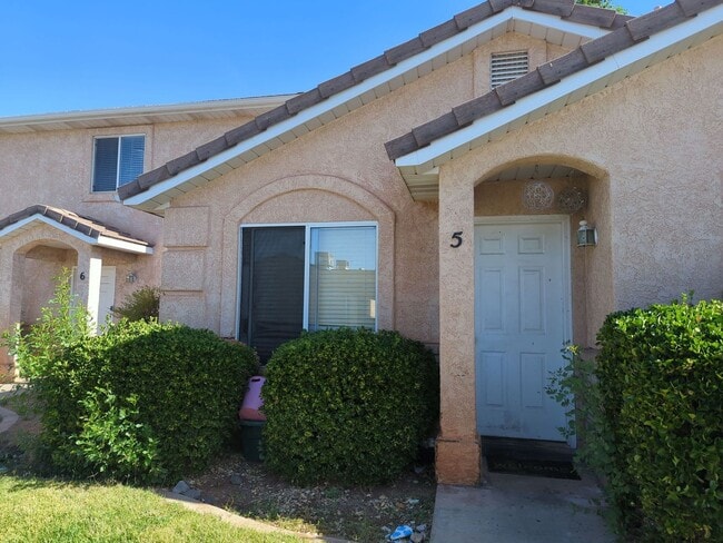 Building Photo - 538 S 1100 E