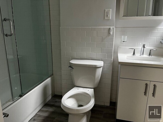 Photo - EAST 46 STREET Unit 2O