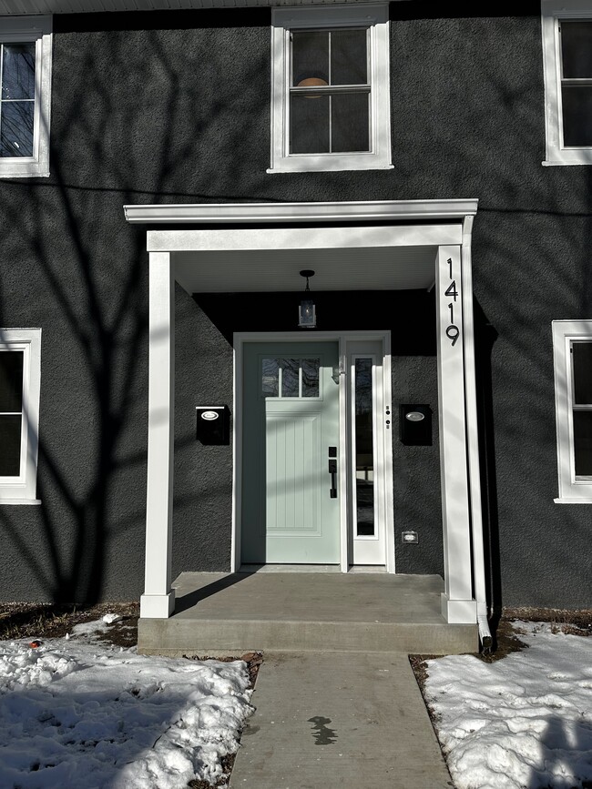 Front Building Entry - 1419 Grey Ave Apartments Unit 2