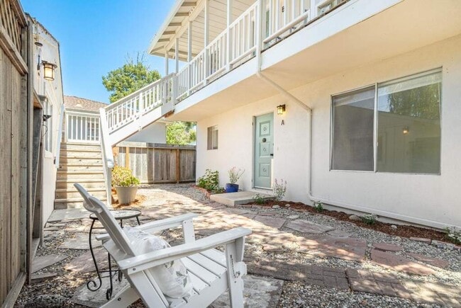 616 Oak Dr Unit B