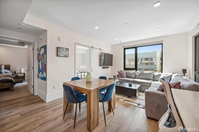 Photo - 1288 Howard St