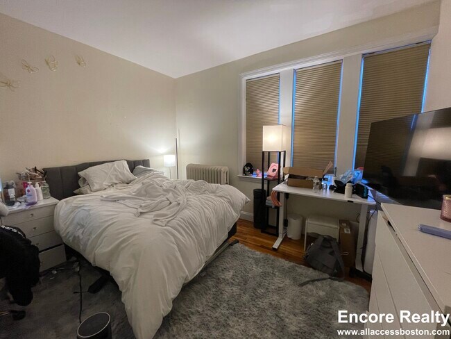 Photo - 62 Egmont St Unidad 3