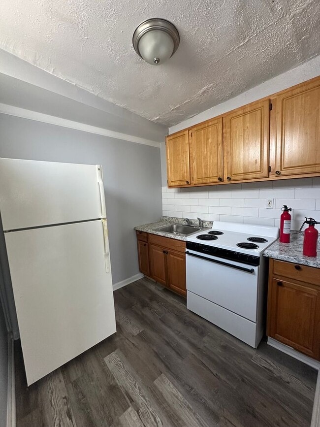 415 Kent Rd Unit 3