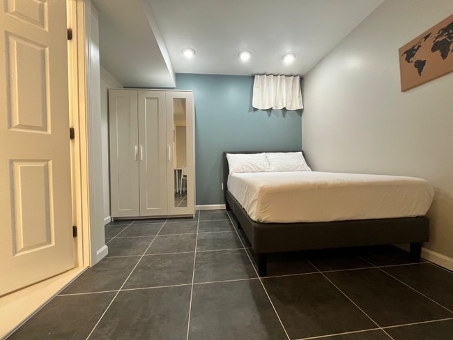 Building Photo - 2901 Glory Ct