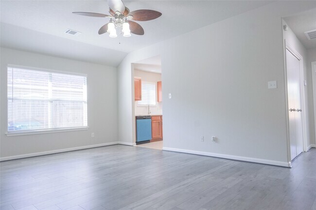 Photo - 2706 Star Peak Dr