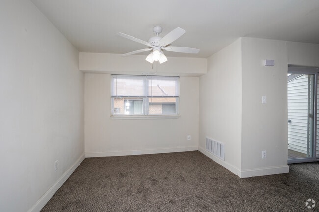 2BR, 1.5BA - 1,100 - Dining Room