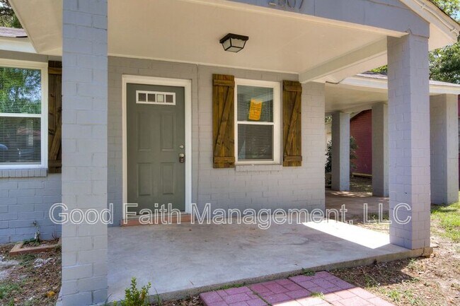 2507 Elderberry Dr