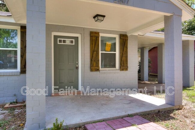Photo - 2507 Elderberry Dr