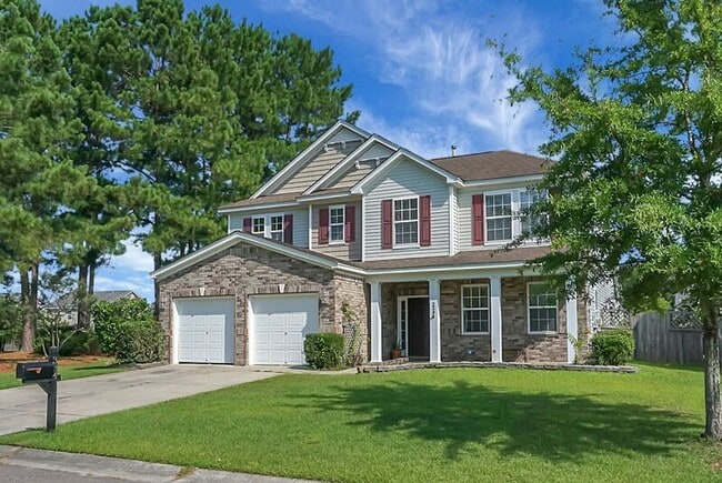 Photo - 334 Albrighton Way