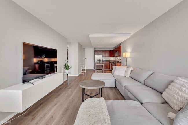 Photo - 1660 N La Salle Dr Unit 4006
