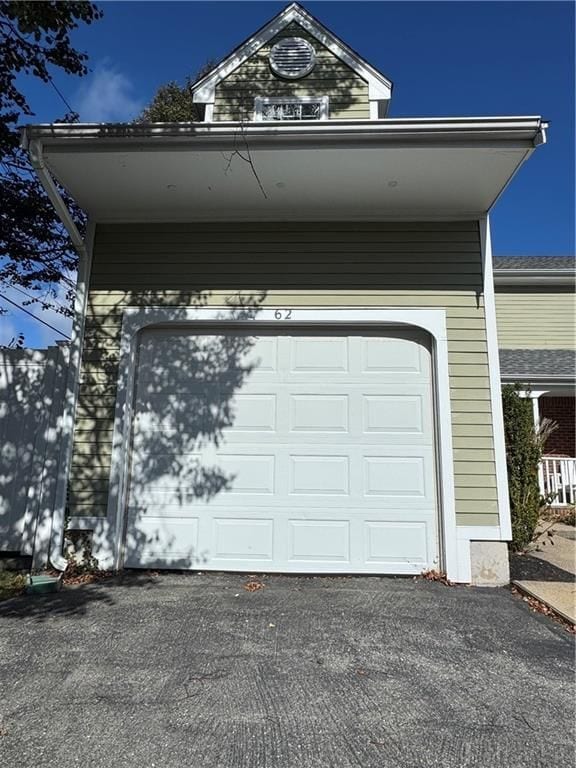 Photo - 62 Memorial Blvd